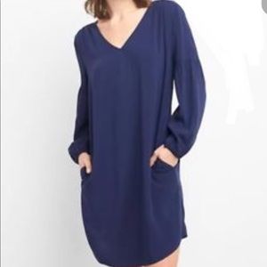 💐Gap Long Sleeve V Neck Shift Dress